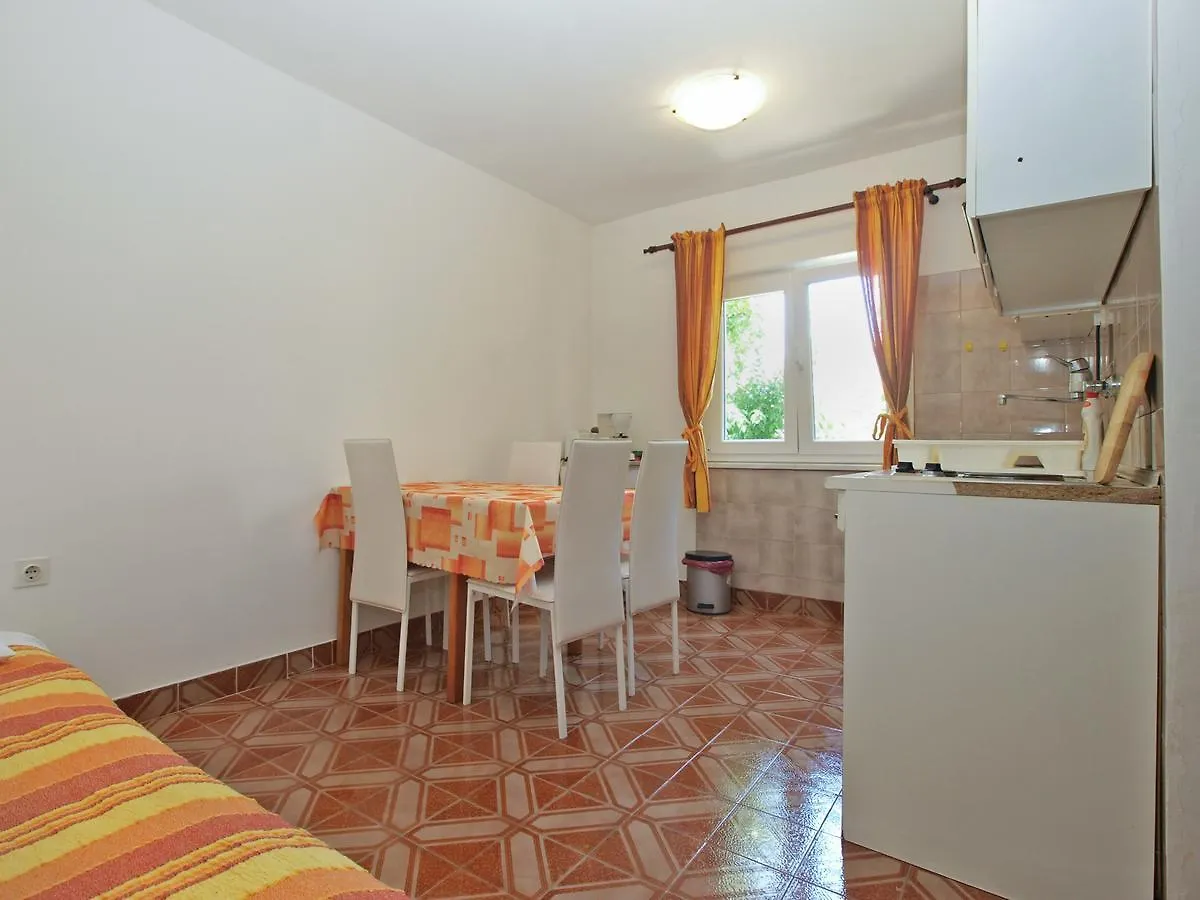 Apartments Kamenjak Premantura 0*,